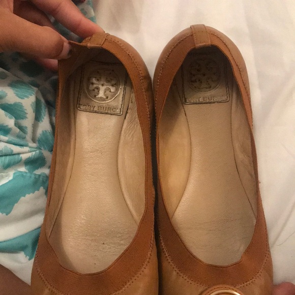 Tory Burch Shoes Tory Burch Caroline 2 Flats Poshmark Tory Burch Shoes Tory Burch Caroline 2 Flats Poshmark